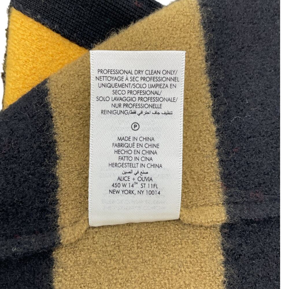 Alice + Olivia Striped Black Multi Pearson Sweater Jacket Size M - Picture 6 of 6